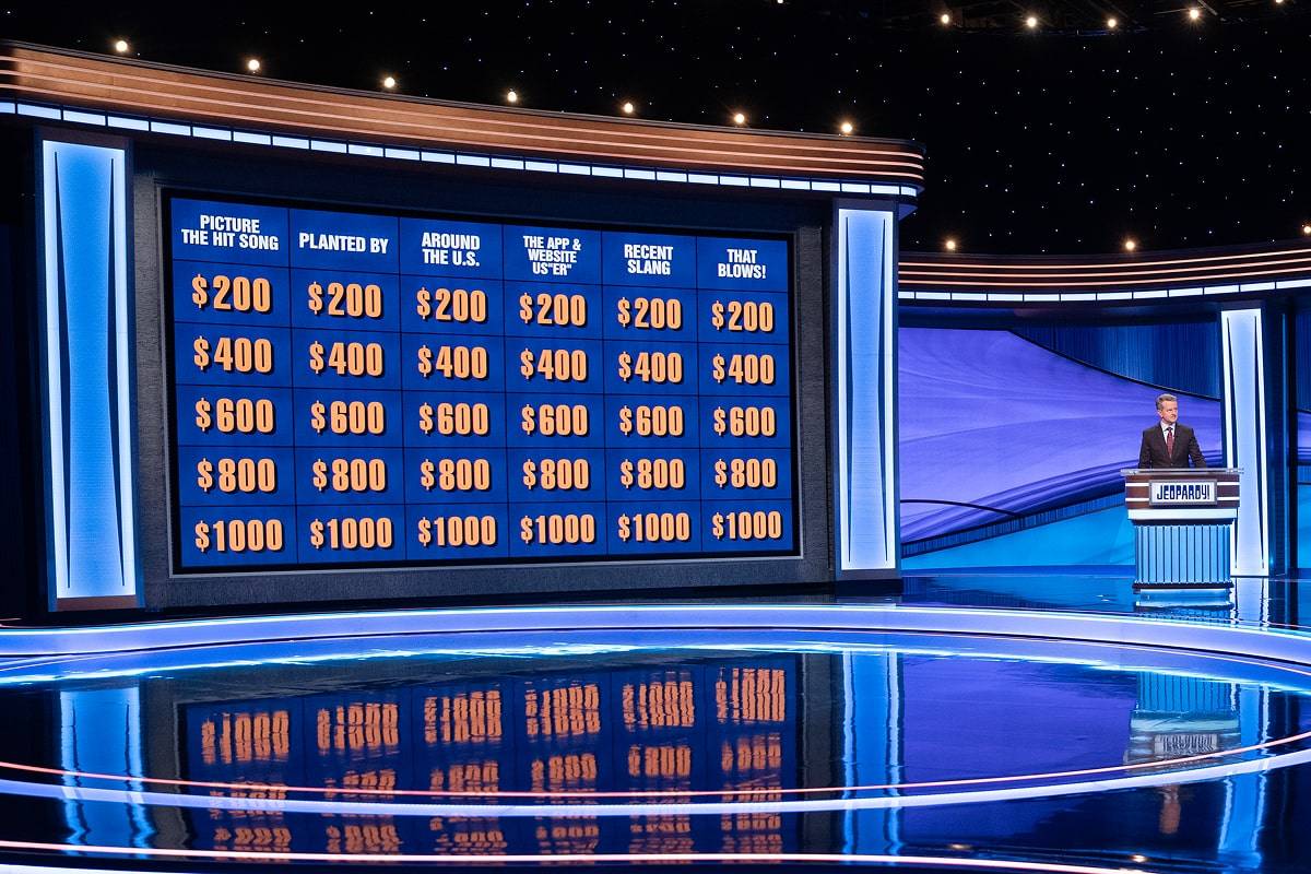 Jeopardy Trivia Thursday • $1 – Nov 05